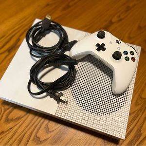 Xbox One S 500gb White